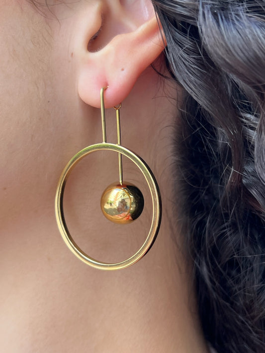 ENCIRCLED EARRINGS