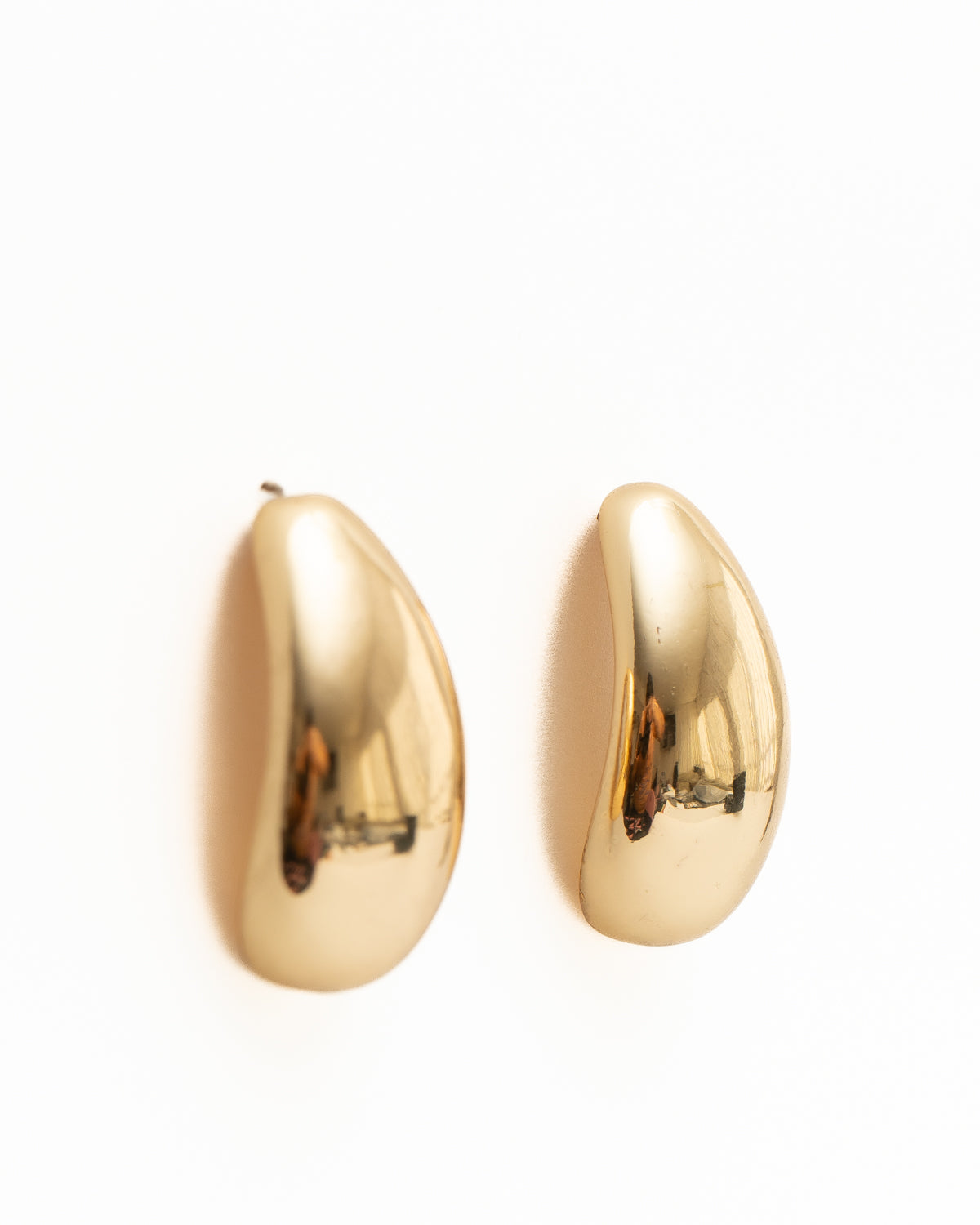 LEORA ALMOND EARRINGS